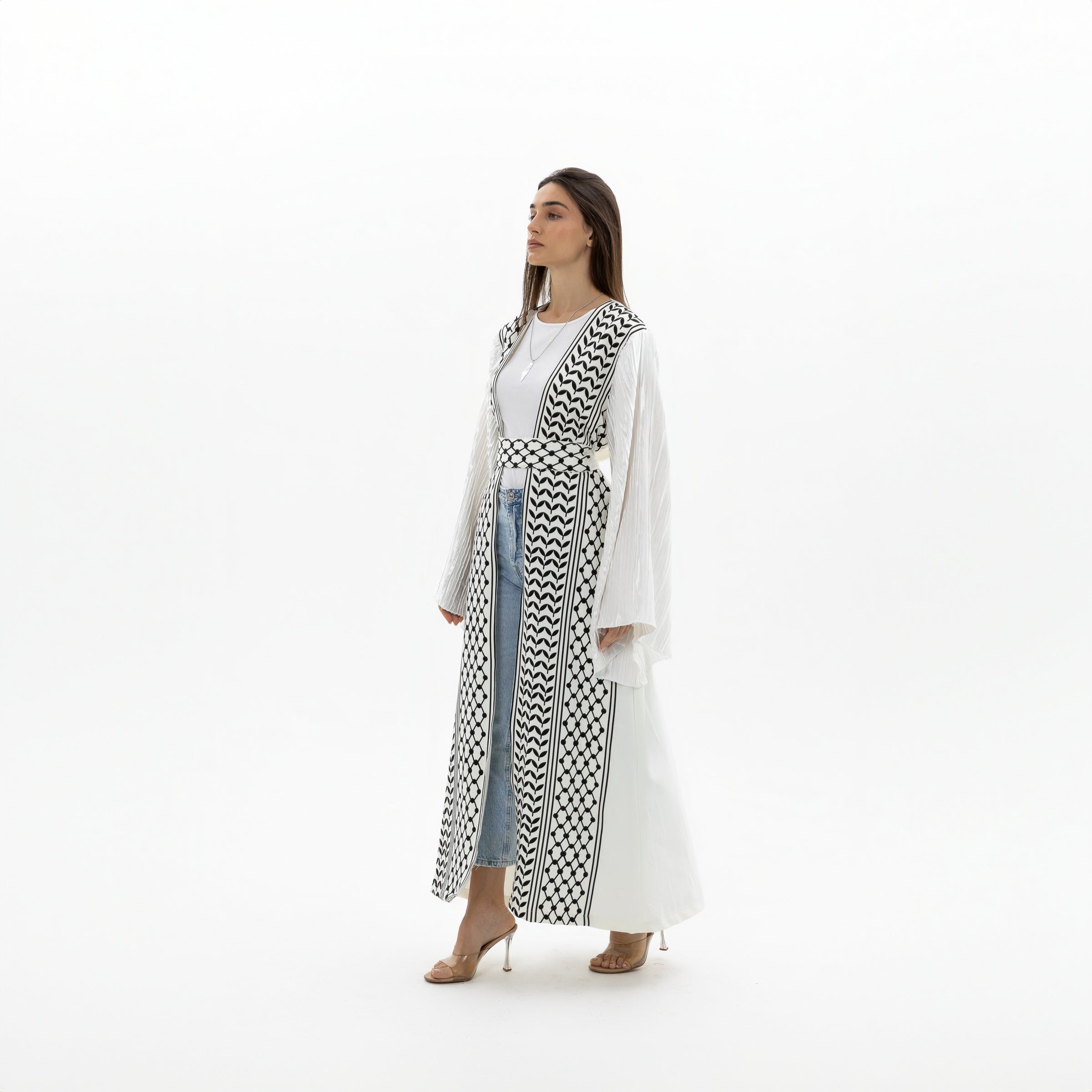 Keffiyeh Abaya with Pleated Sleeves
