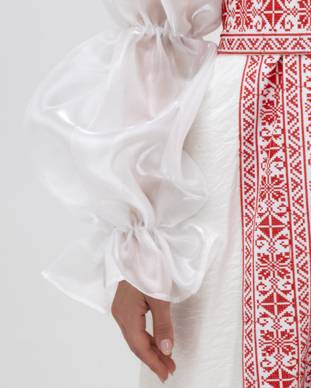 Embroidered White & Red Abaya with Puff Sleeves