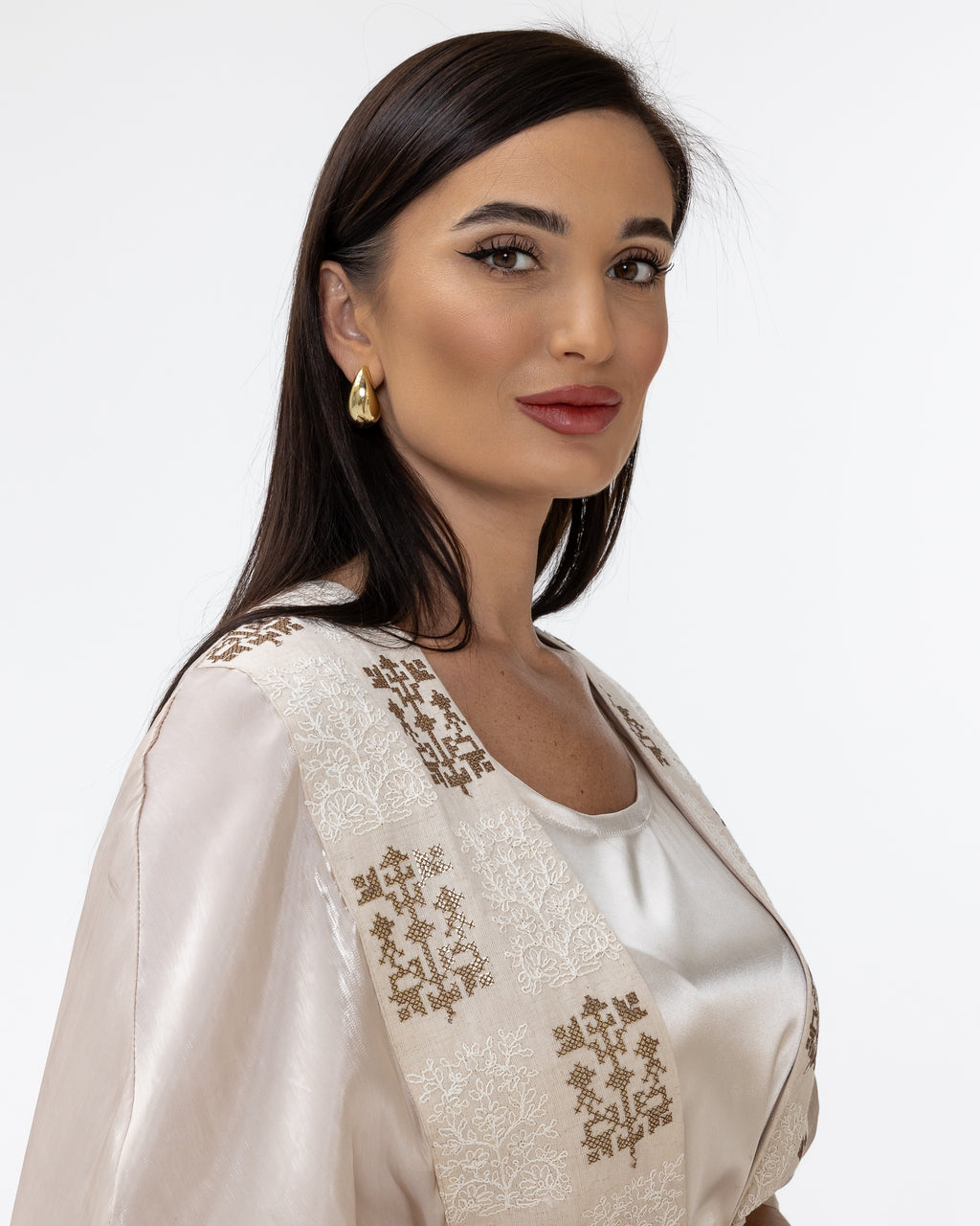 Ivory Abaya with Embroidered Belt
