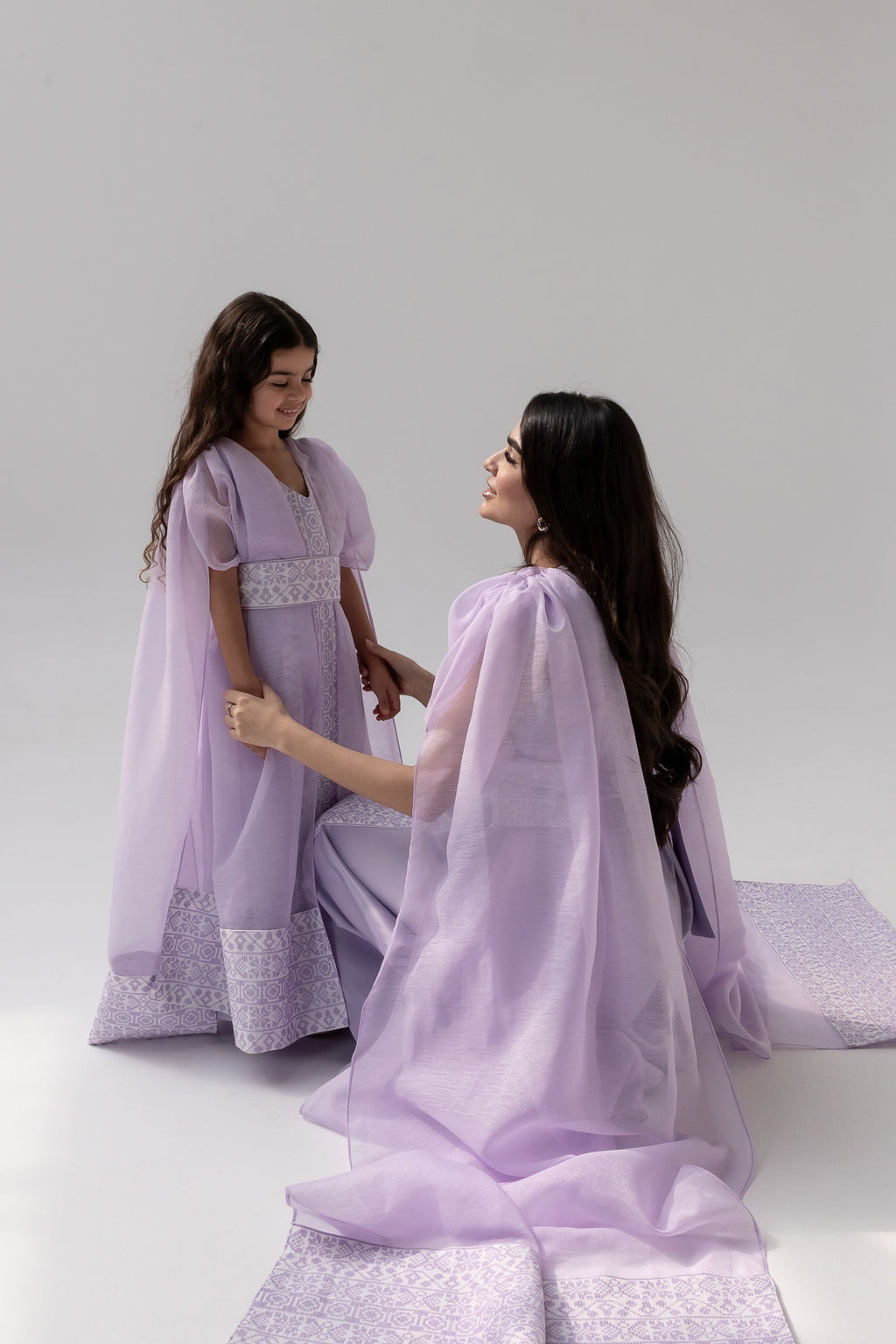 Lilac Embroidered Cape Kaftan