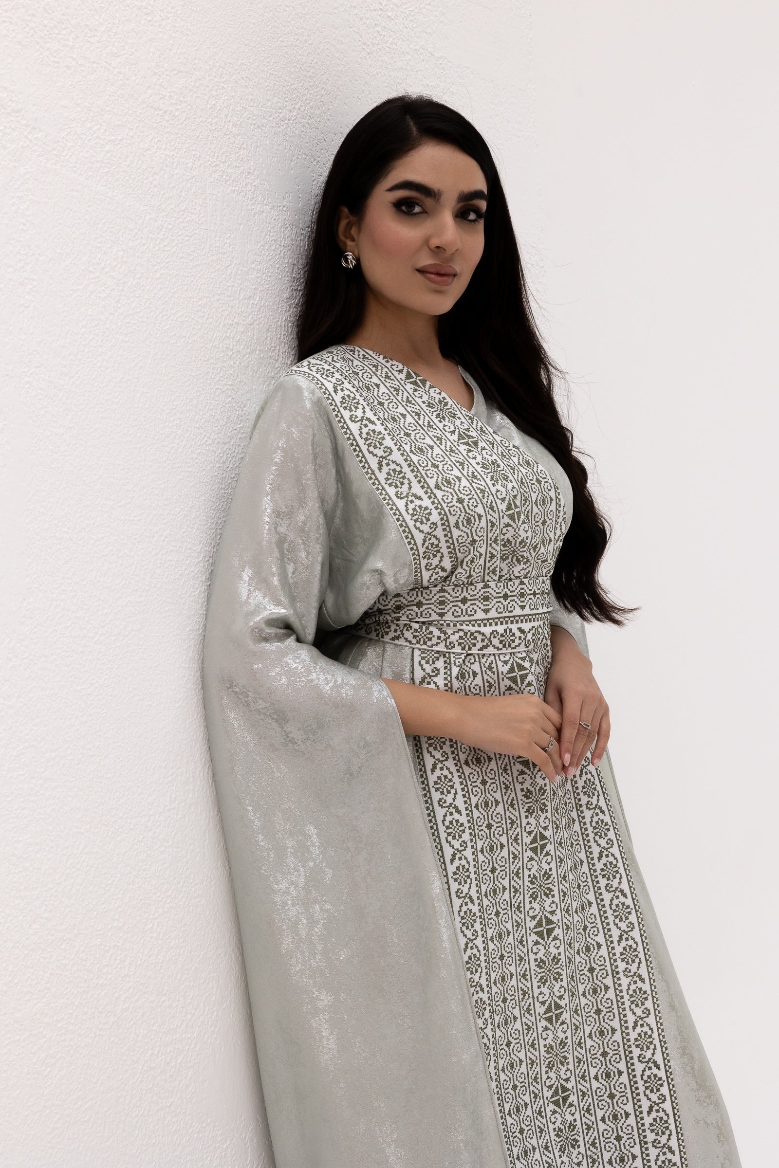 Silver Embroidered Wrap Abaya