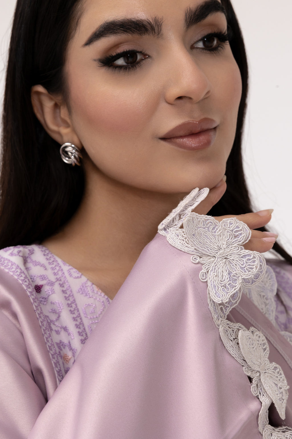 Lilac Kaftan with Butterfly Sleeves