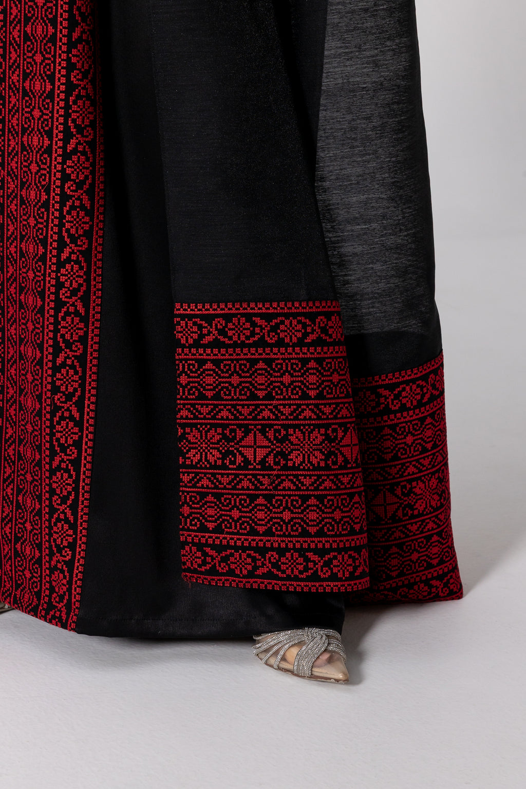 Black Embroidered Cape Kaftan