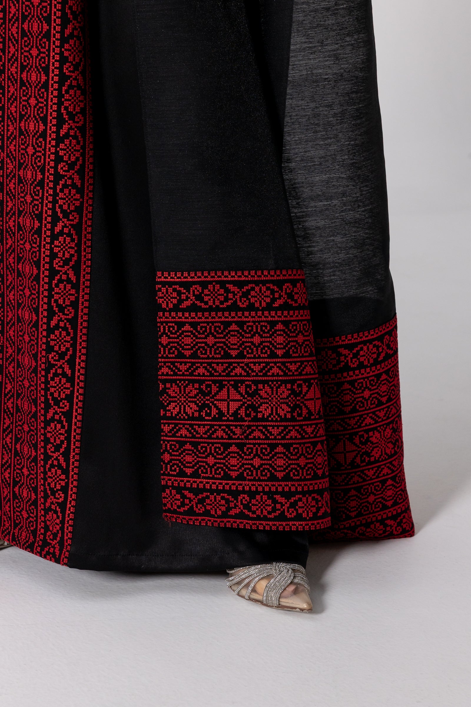 Black Embroidered Cape Kaftan