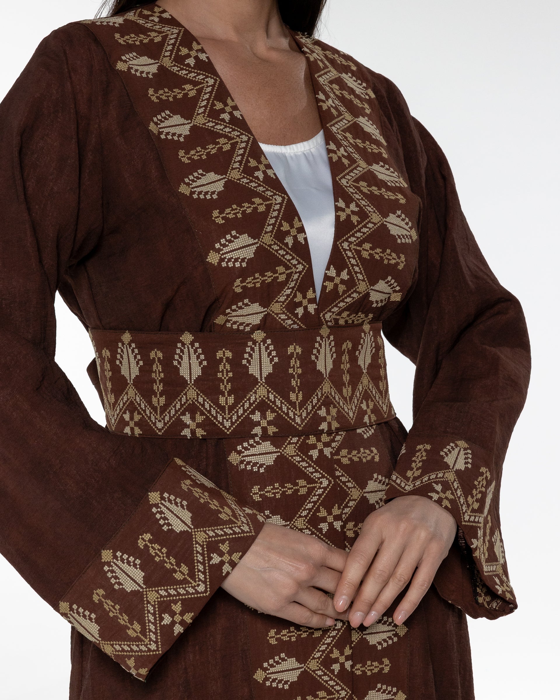 Brown abaya with Embroidered Detailing