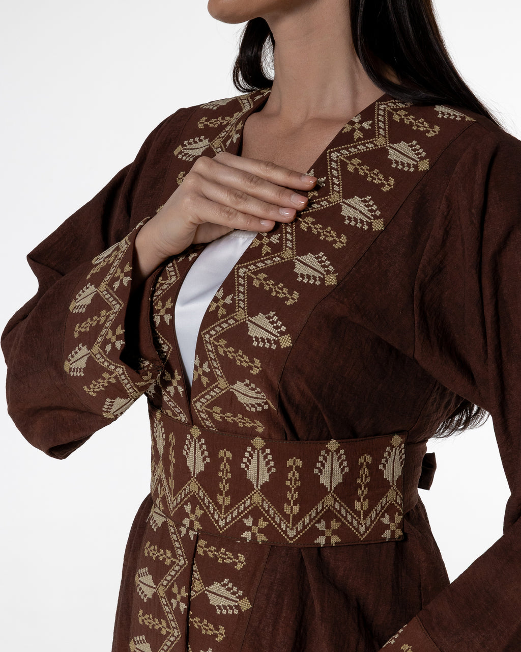 Brown abaya with Embroidered Detailing
