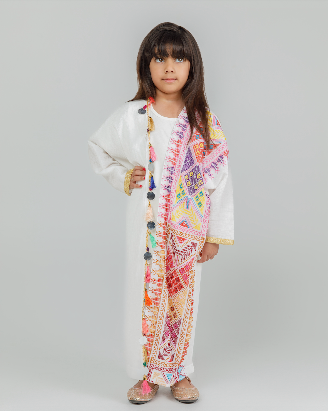 Kids White Abaya with Tatreez & Tassles